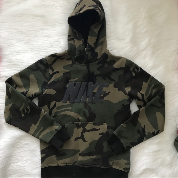 nike camouflage sweater